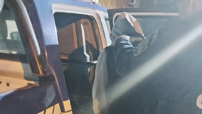 Agredió con un arma a otro sujeto y quedó bajo arresto