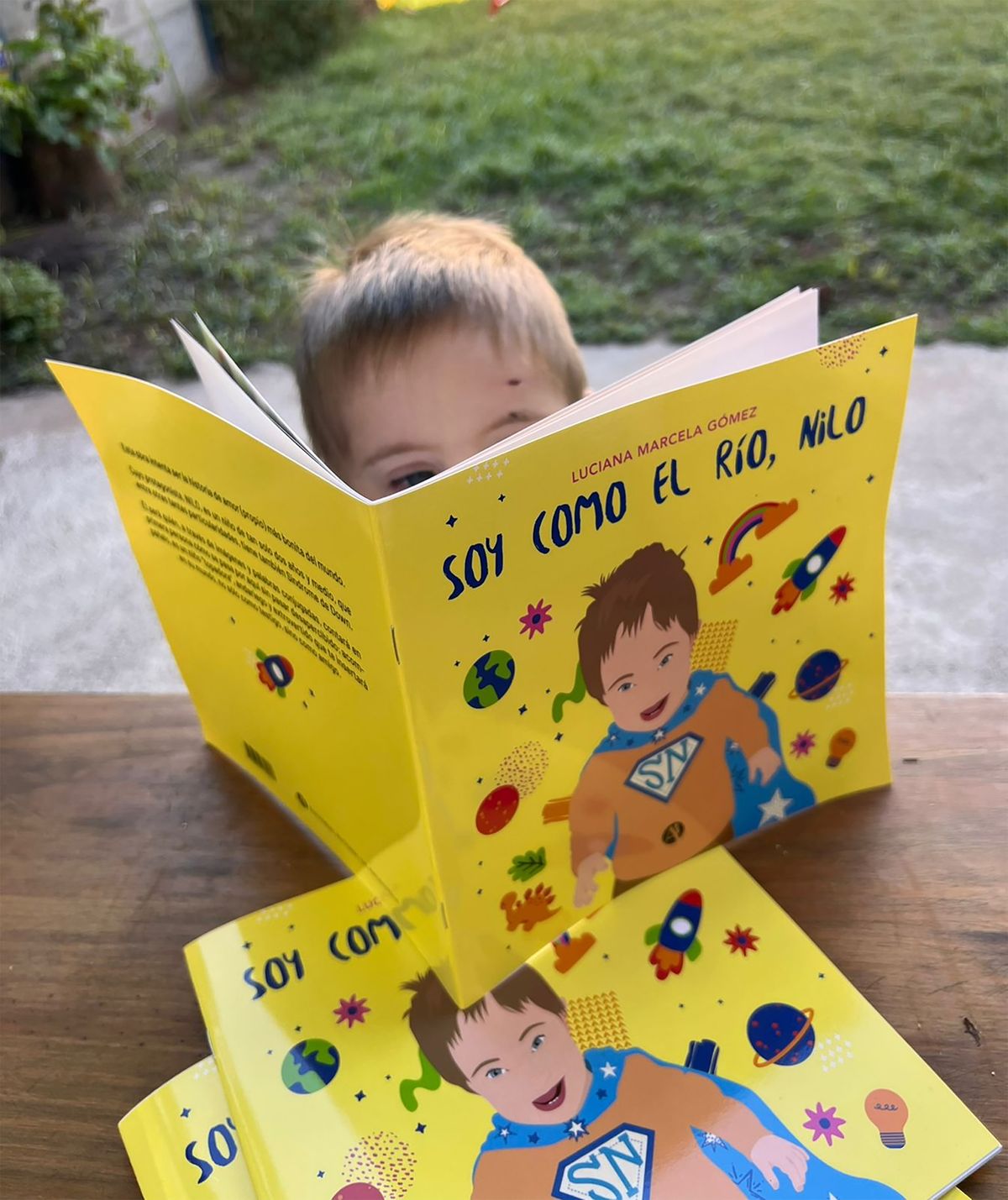 El libro de la autora Luciana Gómez sobre las vivencias de su hijo con síndrome de Down ya está a la venta.