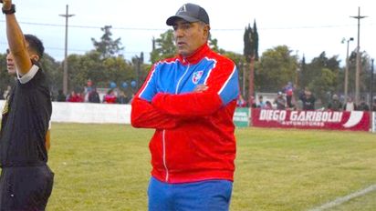 Toro Club, líder del Clausura, visita a Sportivo Atenas en el 9 de Julio desde las 21.30