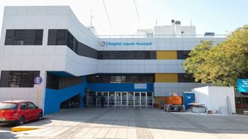 Investigan la grave lesión de un bebé de dos meses: ingresó con traumatismo de cráneo al Hospital Infantil