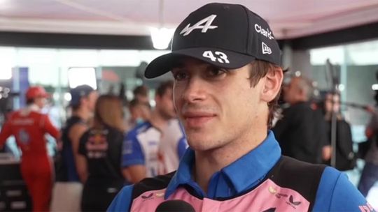 Franco Colapinto sonrie luego de su gran carrera en el Gran Premio de Espzña donde finalizó 7º Franco Colapinto sonrie luego de su gran carrera en el Gran Premio de Espzña donde finalizó 7º
