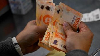 El salario sigue perdiendo terreno y así las chances de mejorar el consumo se alejan