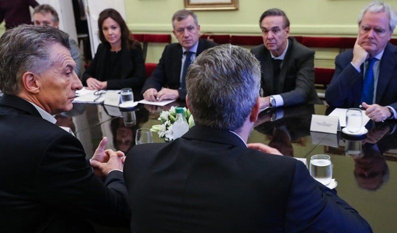 Pichetto se sumó a la reunión de gabinete que encabeza Macri