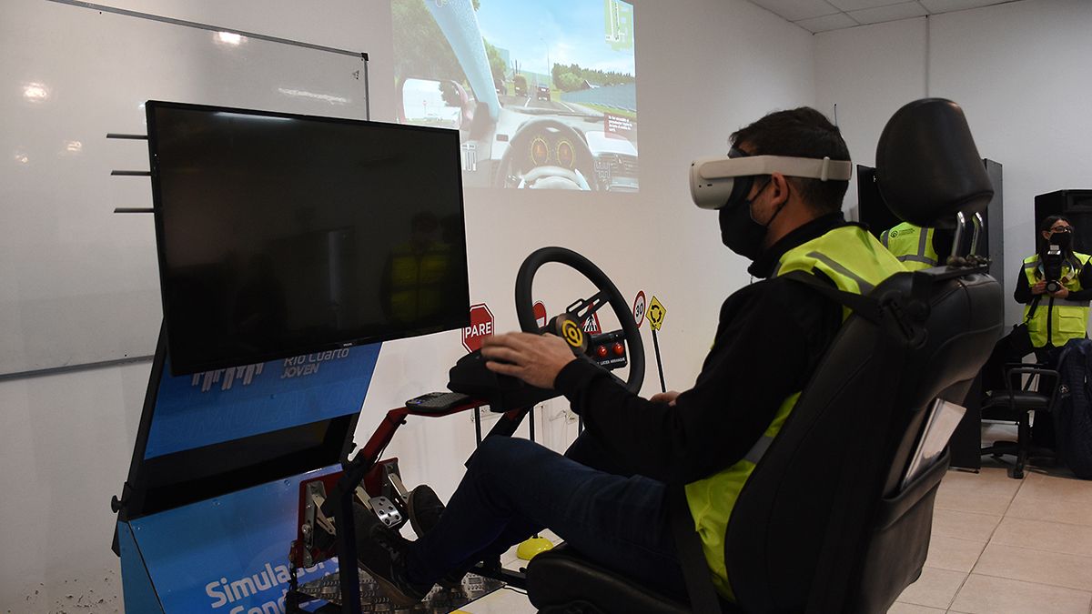 Se presentó ayer el Simulador de Manejo que incorpora tecnología para la educación vial.