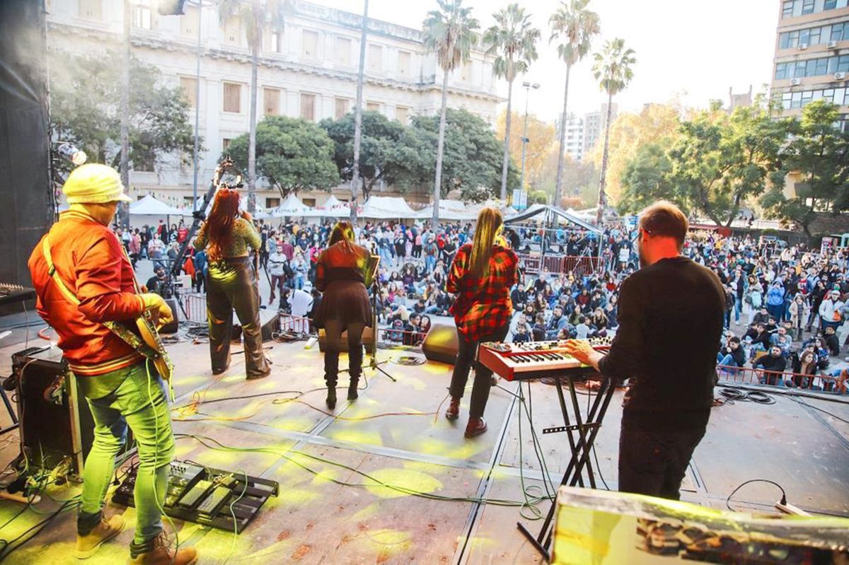 Música en vivo en el Día del Ambiente en Córdoba capital.