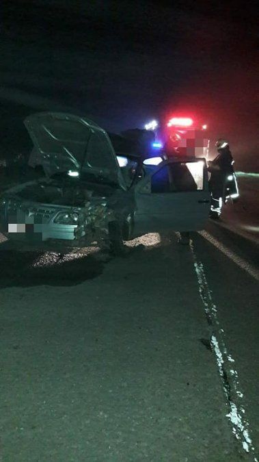 Violento choque de automóviles en el cruce de dos avenidas