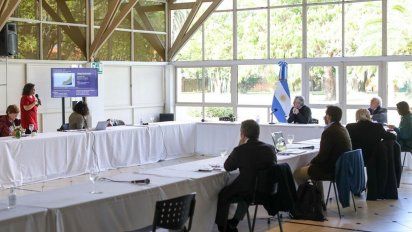 El Presidente se reunió con el comité de expertos y pule los detalles de la nueva fase de cuarentena