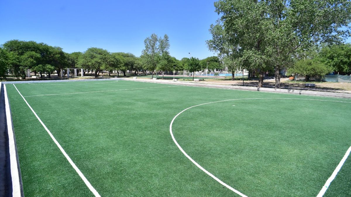 El parque tendrá pistas de skate y atletismo