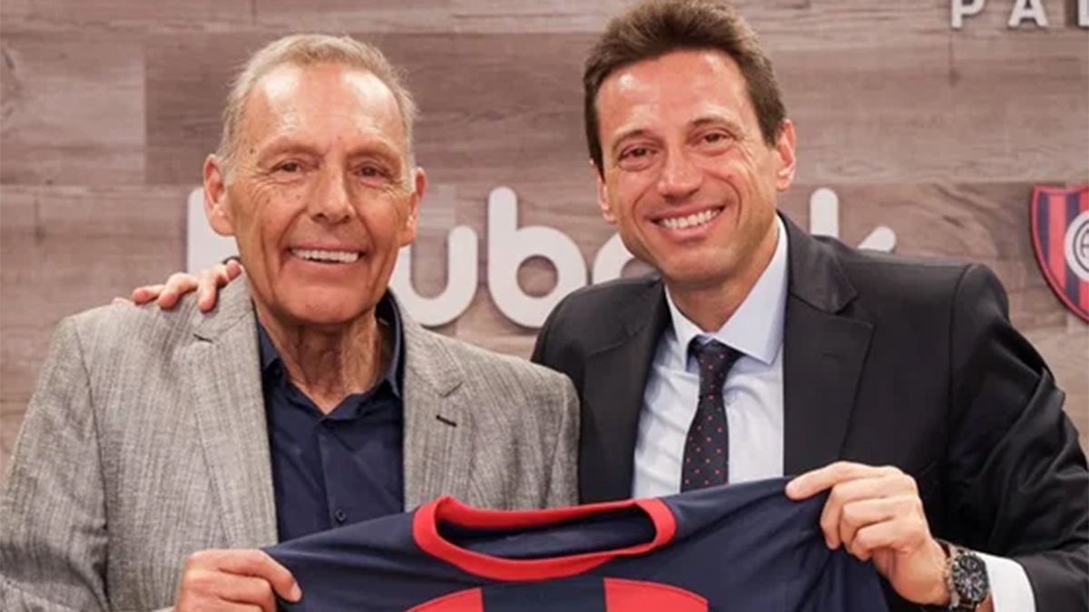 Miguel Ángel Russo, DT de San Lorenzo, y Marcelo Moretti, Presidente del club. El DT tuvo que suspender la conferencia de prensa luego del triunfo ante Estudiantes por los insultos de la hichada platense