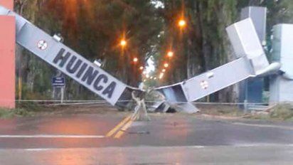 Severos daños por vientos huracanados en Huinca Renancó y zona