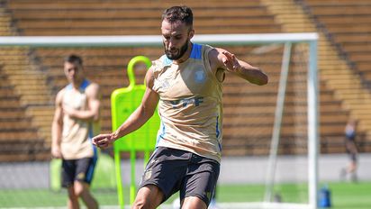 Tras el debut triunfal la selección entrenó y viajó a Nueva Jersey