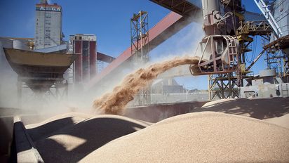 El Gobierno eludió dar precisiones sobre el cierre de exportaciones