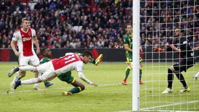 Gol de Tagliafico en el triunfo de Ajax