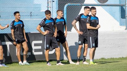 Estudiantes enfrenta a Chacarita y pretende los tres puntos para la tabla