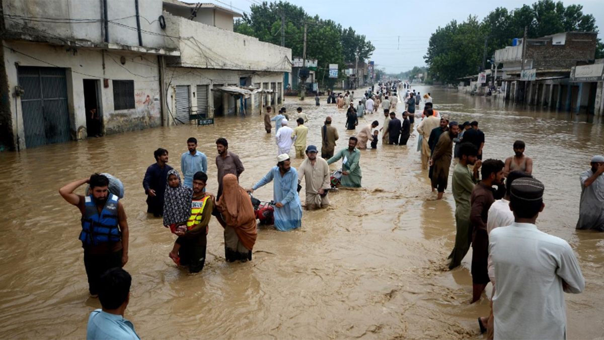 Más de 1.200 personas murieron en Pakistán como consecuencia de las inundaciones de las últimas semanas. Los balances oficiales dan cuenta también de más de 6 mil heridos