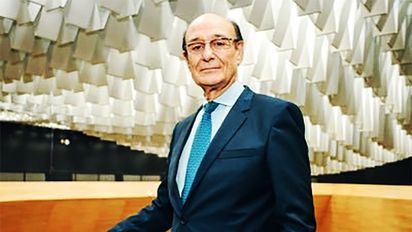 González pidió no volver a su banca mientras siga la investigación judicial