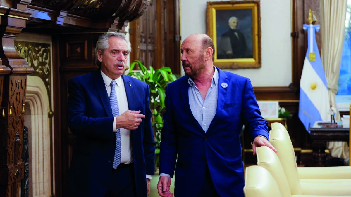 Alberto Fernández recibió a Gildo Insfrán para hablar del proceso de unidad en el FdT