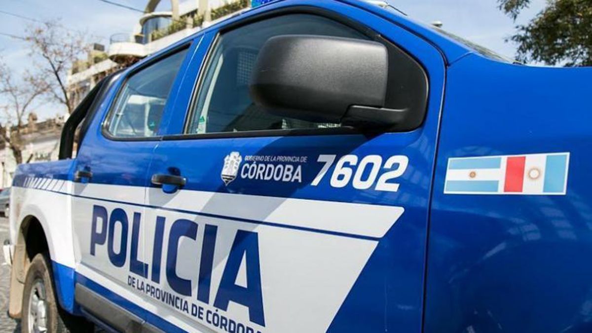 La Policía interceptó al sospechoso en un operativo entre Córdoba y Carlos Paz.