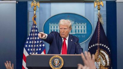 Trump suspende la Ley Jones para frenar el aumento de los precios del petróleo