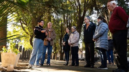 Realizaron un rezo en el cementerio israelita en honor a las víctimas del atentado a la AMIA
