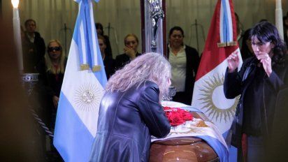 Una multitud pasó por el Centro Cívico para despedir a De la Sota