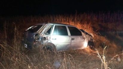Volcó un automóvil en Monte de los Gauchos