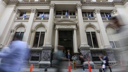 El Banco Central subió la tasa: pasó del 42,5% al 44,5%