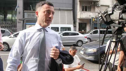De Loredo lloró y acusó a Milei de decir 