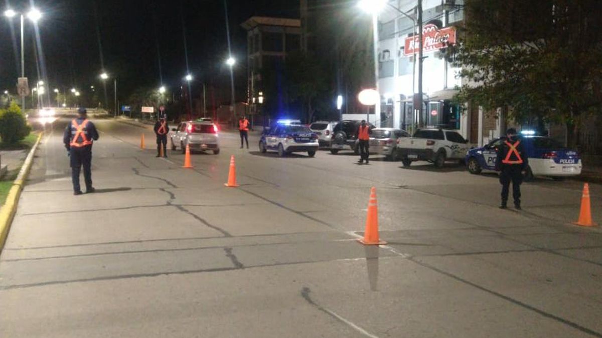 Los controles son fijos y móviles.