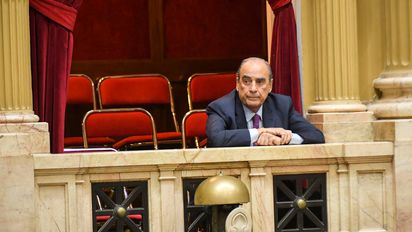 Guillermo Francos criticó a los senadores que votaron contra bienes personales