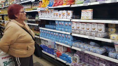 Los almacenes confirman que el ruido cambiario ya llegó a los precios