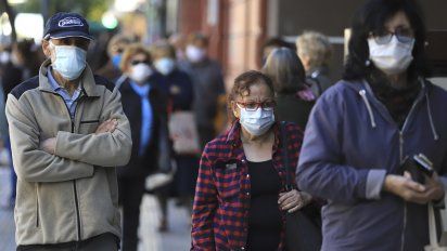 El Estado volverá a pagar la mitad de los salarios privados de este mes