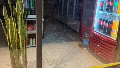 Detienen a dos menores por robar en un local