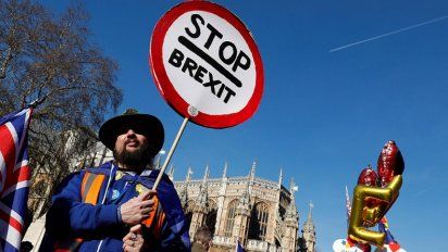 Brexit: la premier May sufrió un nuevo revés en el Parlamento