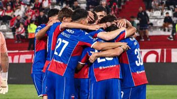 Tigre le ganó a Huracán en Parque Patricios.
