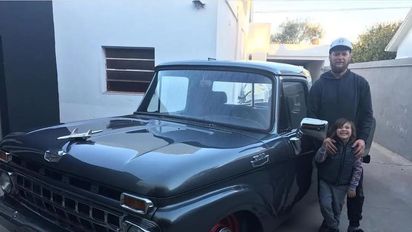 Martín Novaretti, el restaurador de autos antiguos de Villa María