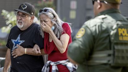 Luto y estupor en Estados Unidos luego de la masacre en la escuela de Texas
