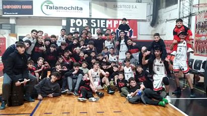 Sparta defiende la punta en Colonia Caroya