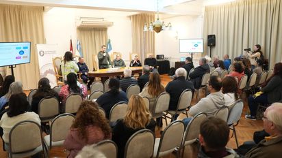 Defensa Civil y centros vecinales coordinaron acciones ante posibles eventos climáticos