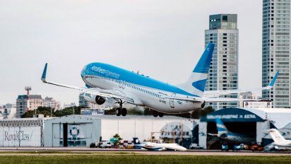 Aerolíneas Argentinas anunció seis nuevos vuelos a China para buscar insumos médicos