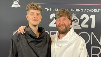 Rayos Laser compite hoy por un Latin Grammy
