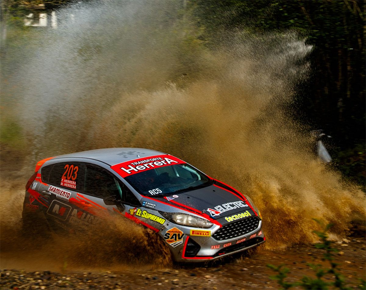 Francisco Herrera-Martín Herrera ganaron el Rally de Santa Rosa de Calamuchita en la RC5