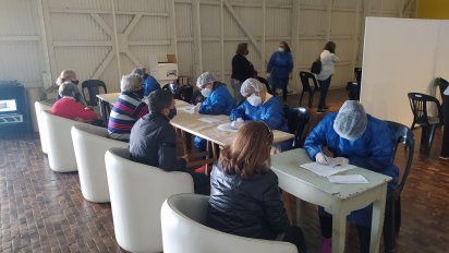 Villa María registró 77 nuevos casos de Covid-19 y 359 personas fueron vacunadas