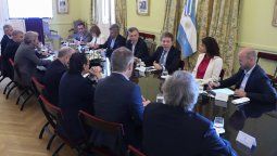 Economistas apoyan el fin de la banda de flotación