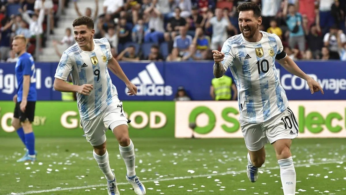 Con un Messi imparable, Argentina goleó 5 a 0 a Estonia