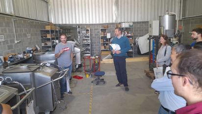 Emprendedores de las incubadoras de la Asociación de Aerca y la UNVM) visitaron el parque
