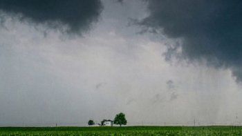 Alerta en Córdoba: tormentas fuertes y descenso de temperatura para las próximas horas