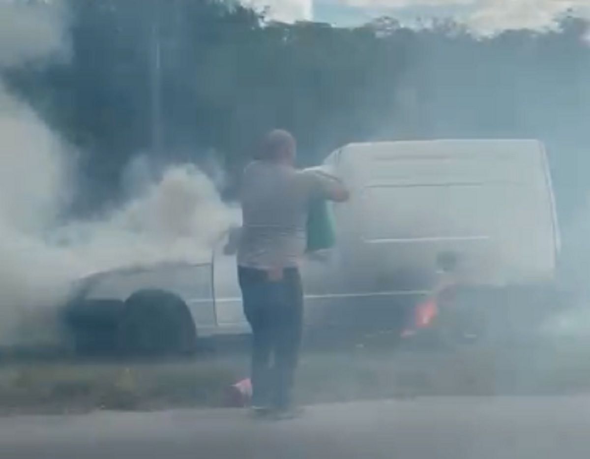 Incendio de un vehículo entre Las Varas y Las Varillas