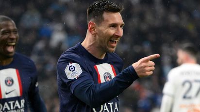 Con un gol y dos asistencias de Messi, el PSG golea a su escolta, el Olympique