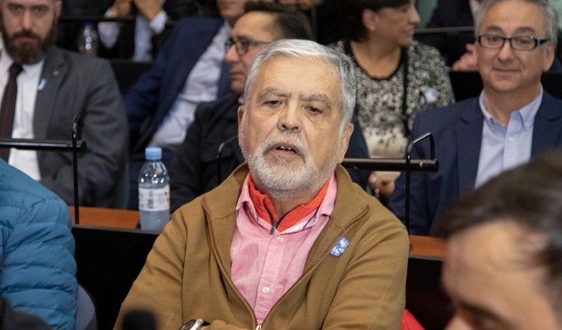 De Vido prometió pedir explicaciones a los legisladores justicialistas que votaron a favor de su desafuero.